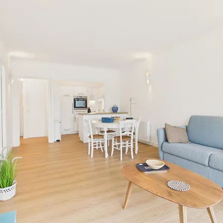 Appartement A 70m De La Plage, Pour 2 Sur *